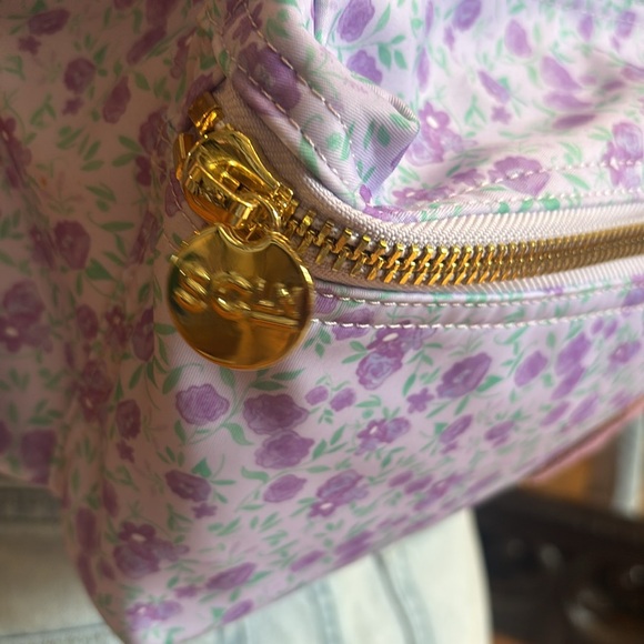 Stoney Clover Lane Wildflower book bag - Picture 5 of 13